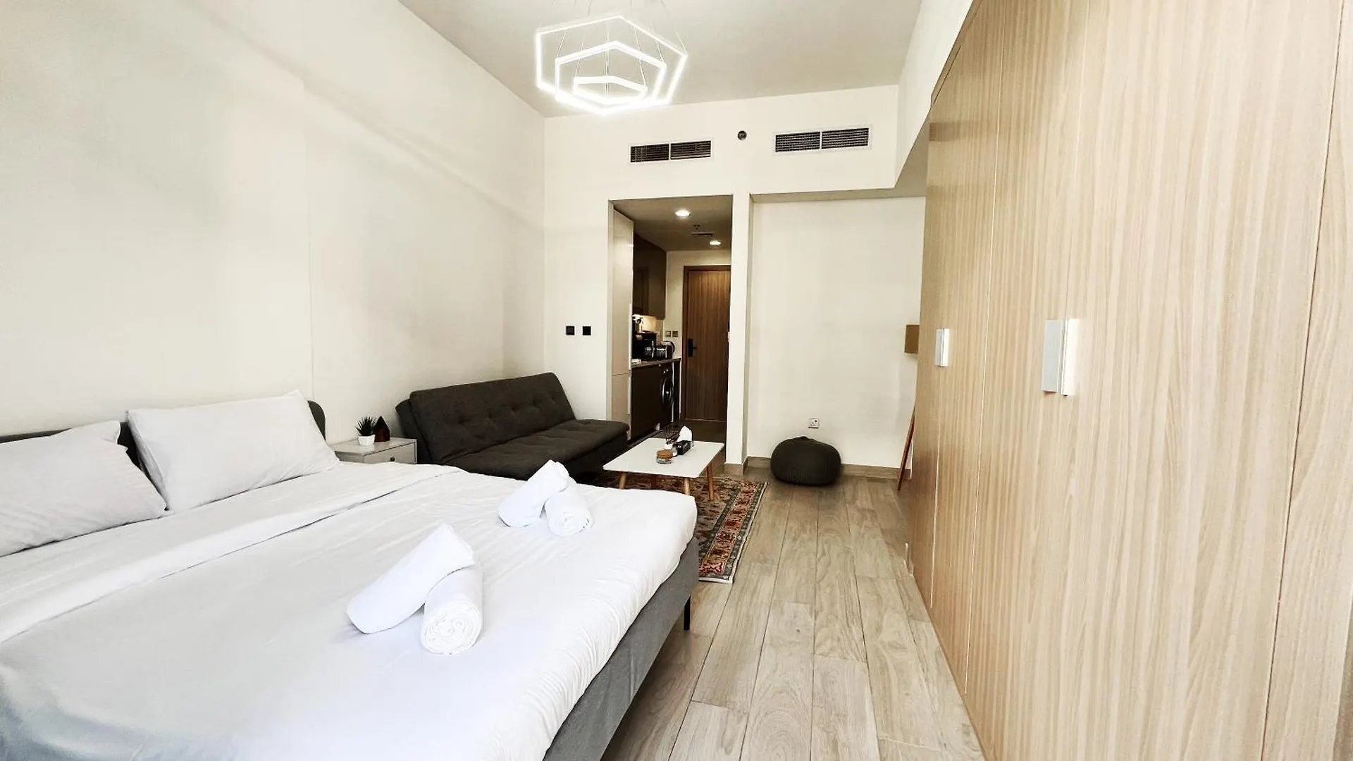 Apartment Studio In Azizi Riviera 10 Mins To Downtown Dubai United Arab Emirates