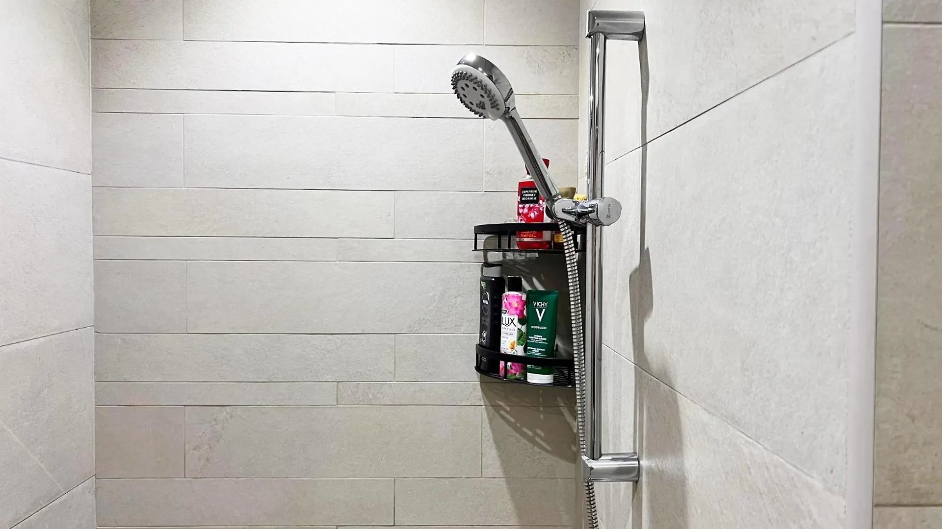 Studio In Azizi Riviera 10 Mins To Downtown Dubai Apartment