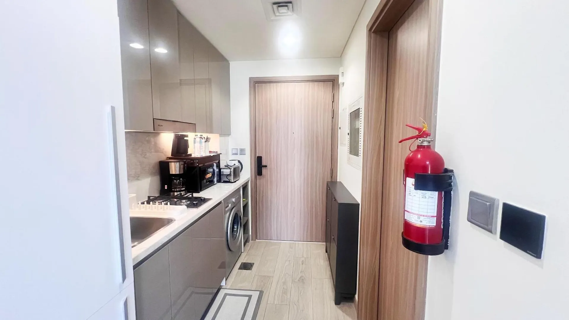 Apartment Studio In Azizi Riviera 10 Mins To Downtown Dubai